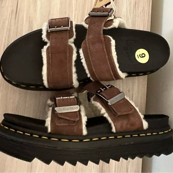 Doc Martens Myles Fur Lined Buckle Slide Sandals Dark‎ Brown Suede Men’s 9 - Picture 2 of 7